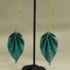 Boucles d'oreilles origami en forme de feuille couleur verte